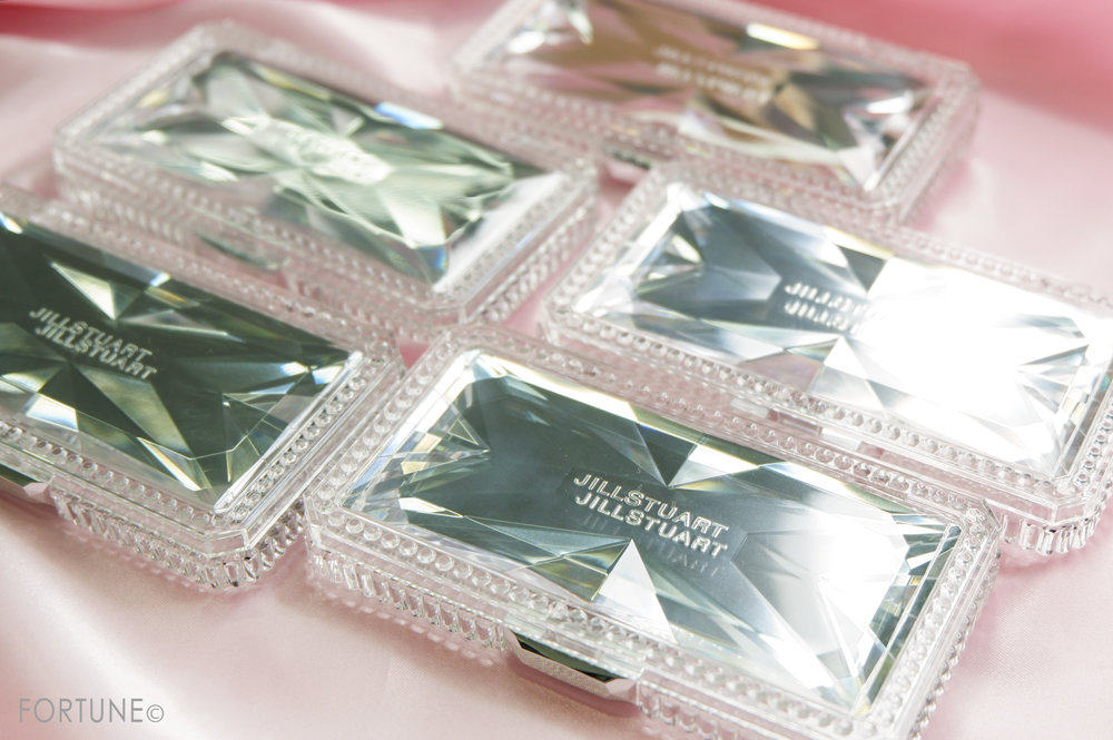 画像：ジルスチュアート2019秋コレクション「エターナルクチュール アイズ シマー」