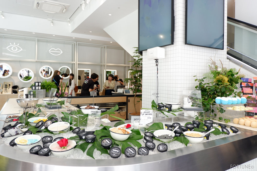 画像：LUSH(ラッシュ)新宿店