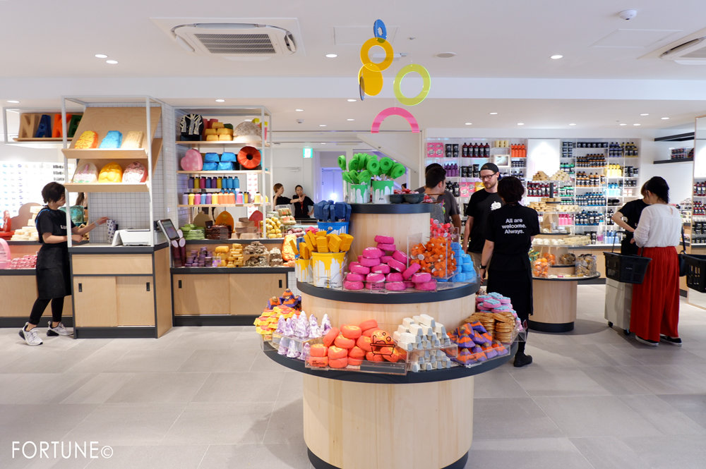 画像：LUSH(ラッシュ)新宿店