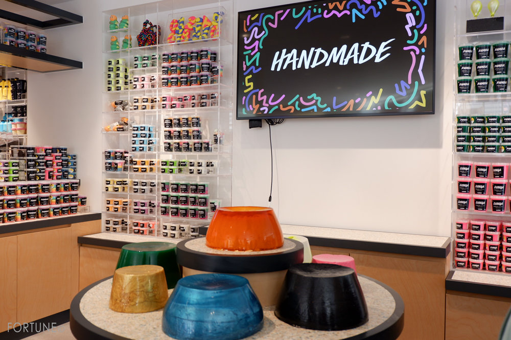画像：LUSH(ラッシュ)新宿店