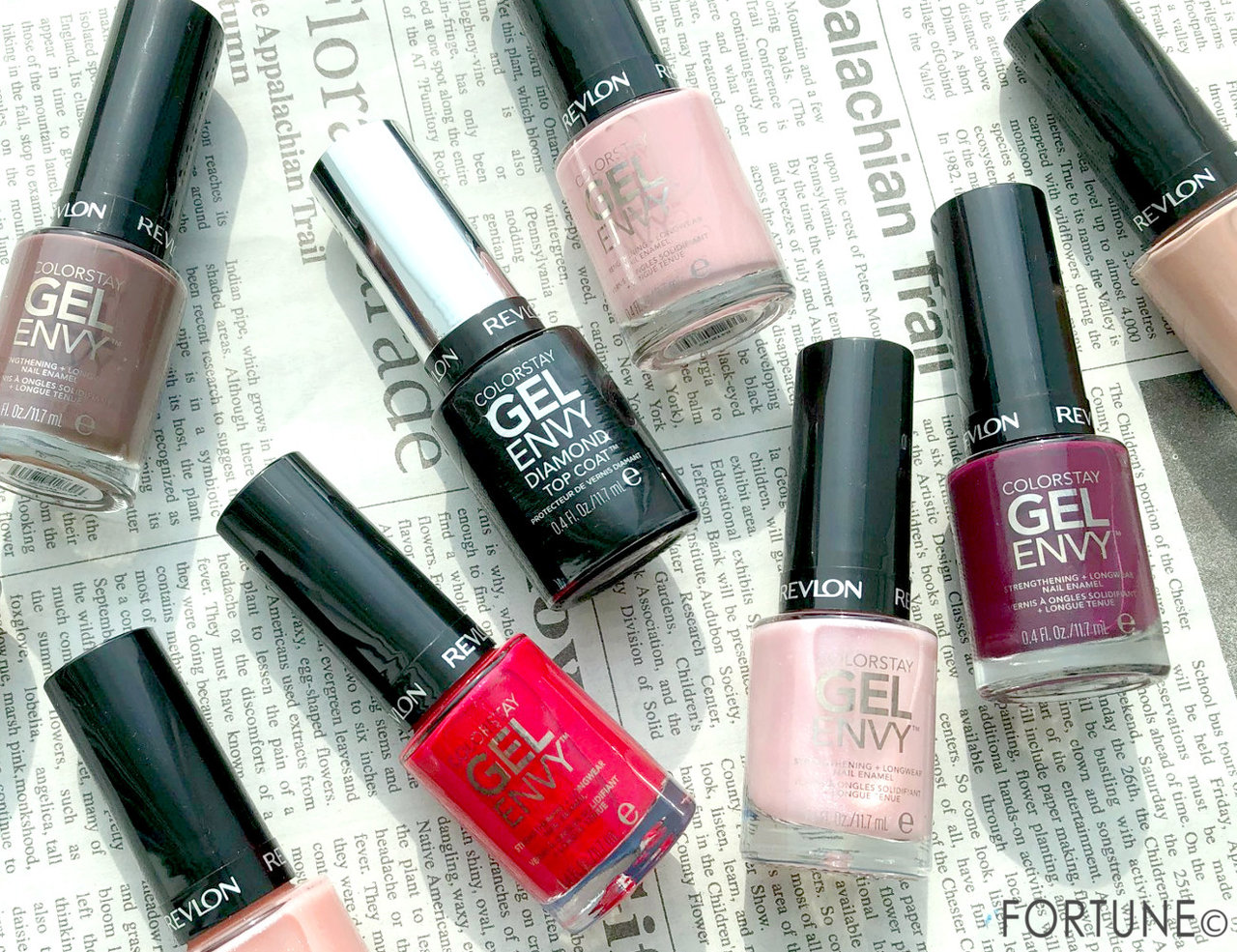 画像：レブロン新作「カラーステイ ジェル エンビー ロングウェア ネイル エナメル N」「ダイヤモンド トップ コート S」