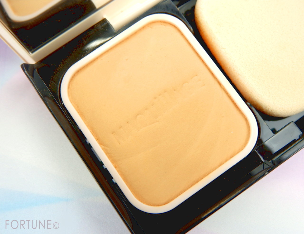 マット肌：マキアージュ「ドラマティックパウダリーUV」