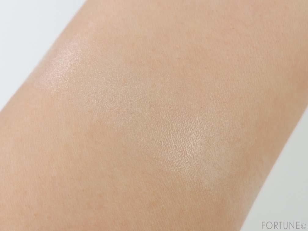 KATE（ケイト）秋新作「CCリッププライマー(カバーベース)」