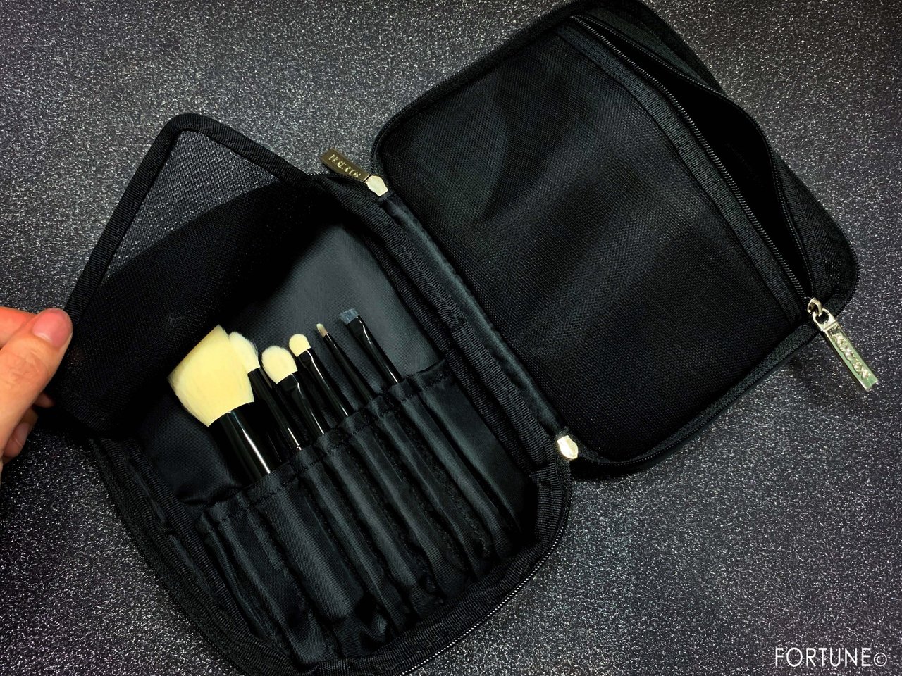 画像：《アディクション(ADDICTION) 2019秋新作》アディクション　マイ プライベート ジェット ブラシセット