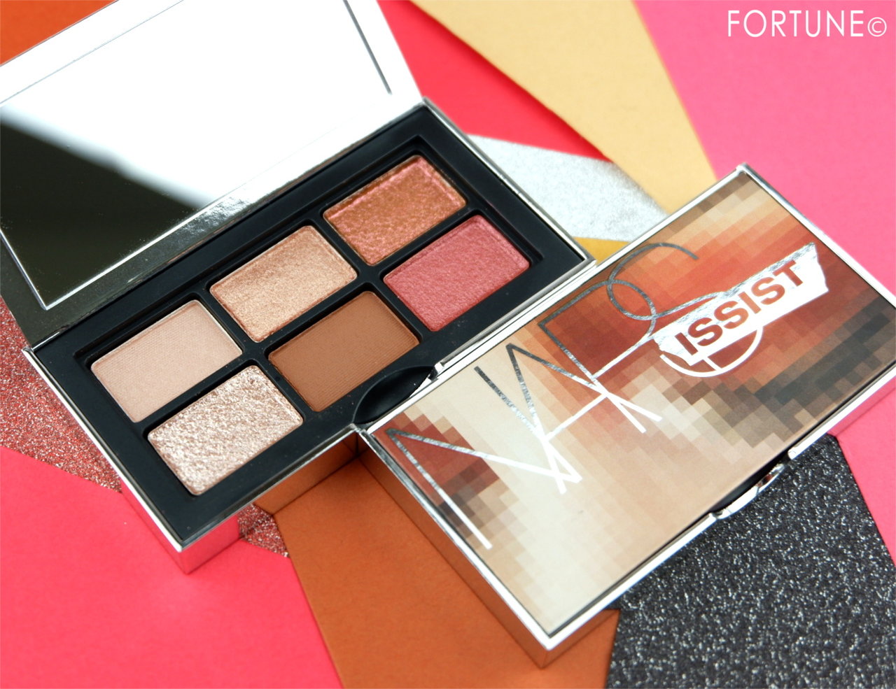 画像：NARS 2019新作アイシャドウパレット「ナーズイスト ウォンテッド ミニアイシャドーパレット」