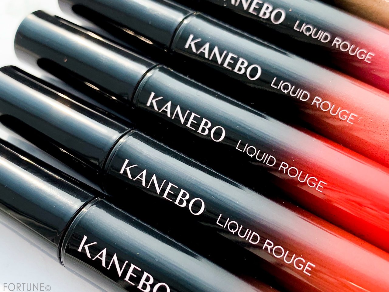 画像：KANEBO（カネボウ）2019秋冬新作コスメ リクイドニュアンスルージュ／リクイドルージュ