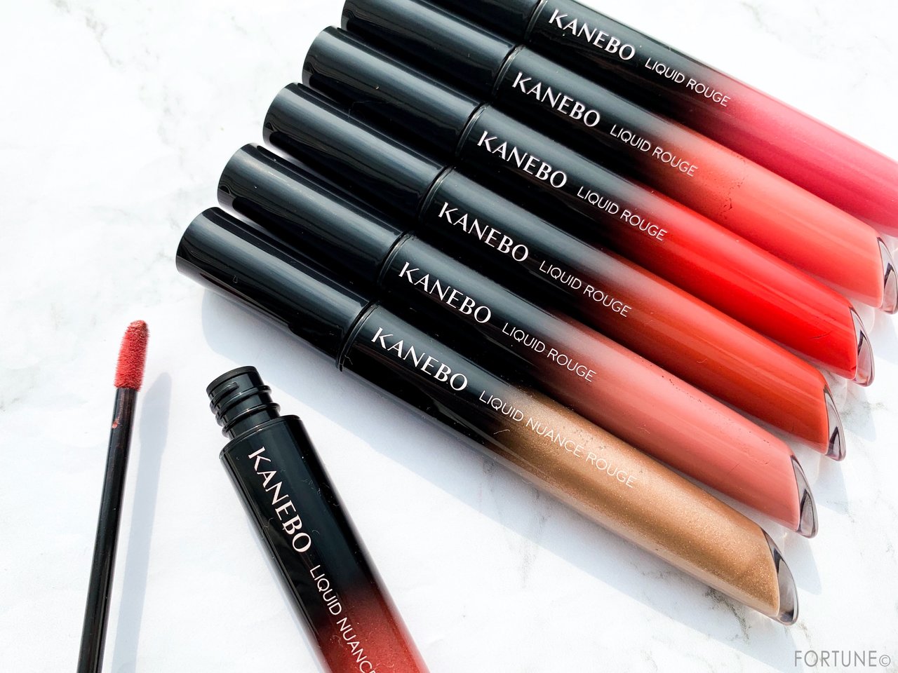 画像：KANEBO（カネボウ）2019秋冬新作コスメ リクイドニュアンスルージュ／リクイドルージュ