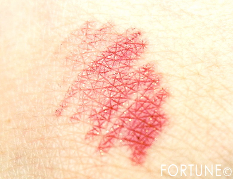 コスメカレンダー：インテグレート「スナイプジェルライナー(シャドウタッチ) 」