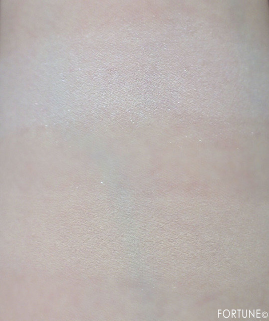 コスメカレンダー：ジルスチュアート「デザイニング フェイスパウダー」