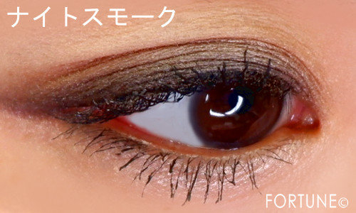 画像：ボビイ ブラウン 新作「エッセンシャル マルチカラー アイシャドウ パレット」メイク