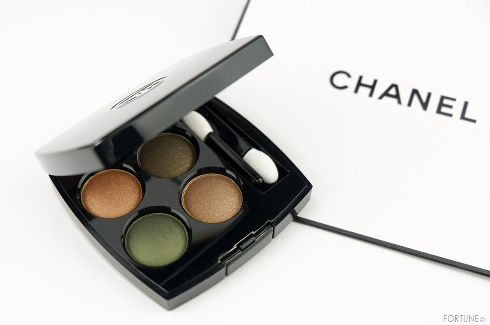 シャネル レ キャトル オンブル