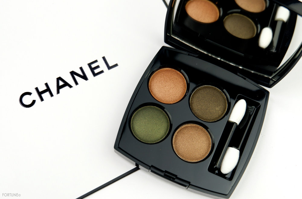 シャネル「レ キャトル オンブル」