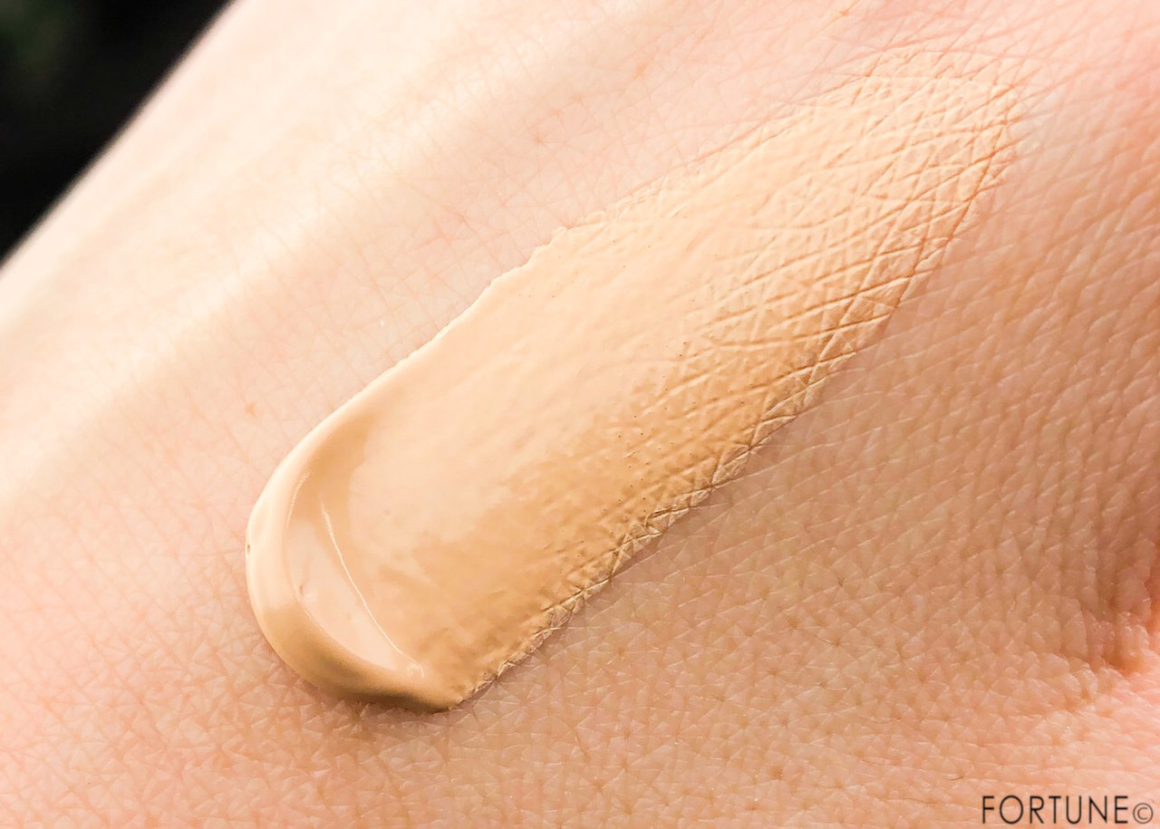 画像：メディア8月1日発売「BBクリームS」テクスチャー