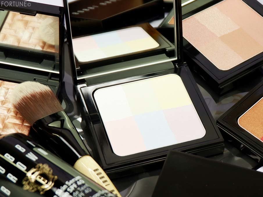 ボビイ ブラウン「ブライトニング ブリック」