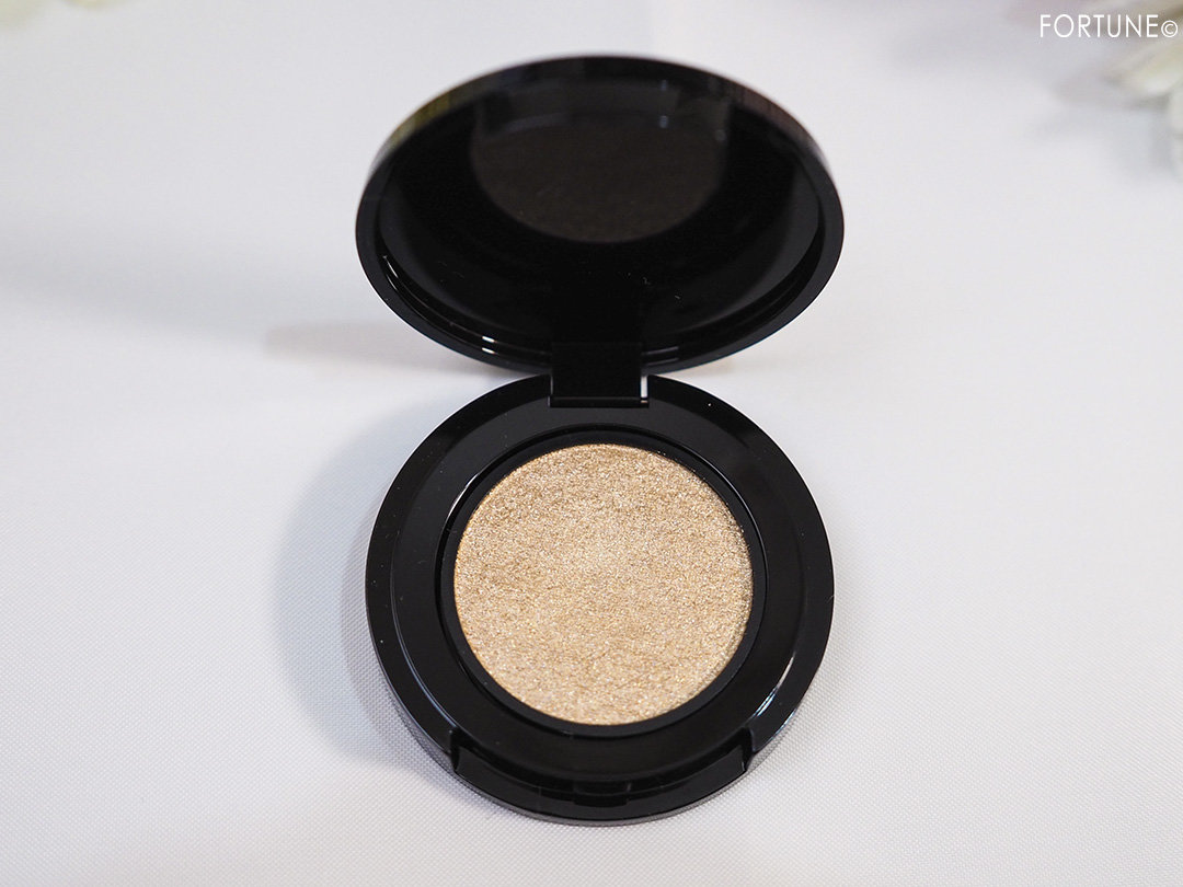 画像：MiMC新作「ミネラルスムースシャドー」