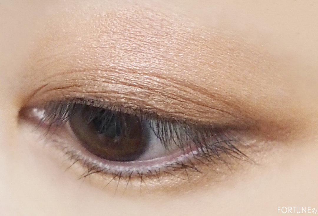 画像：MiMC新作「ビオモイスチュアシャドー」