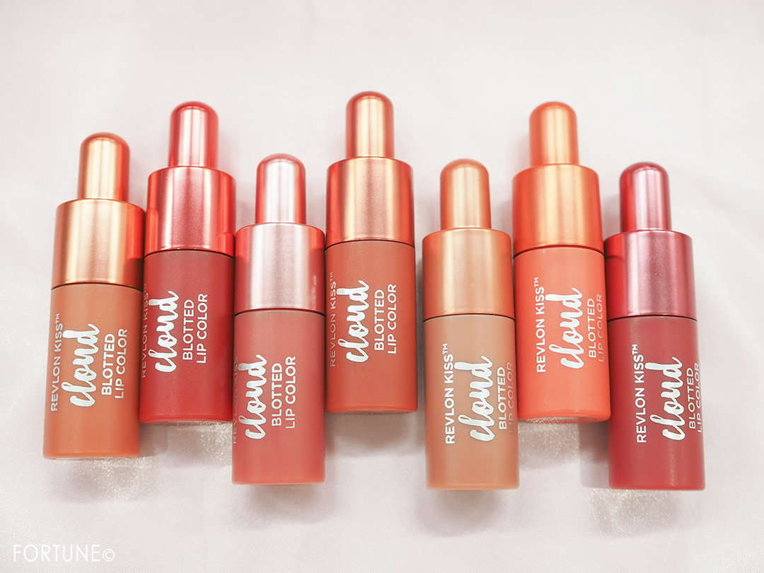 画像：レブロン「キス クラウド ブロッテッド リップ カラー」