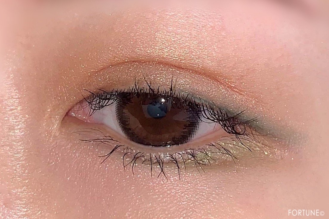 画像：REVLON（レブロン）2019秋新作コスメ レブロン カラーステイ ルックス ブック パレット