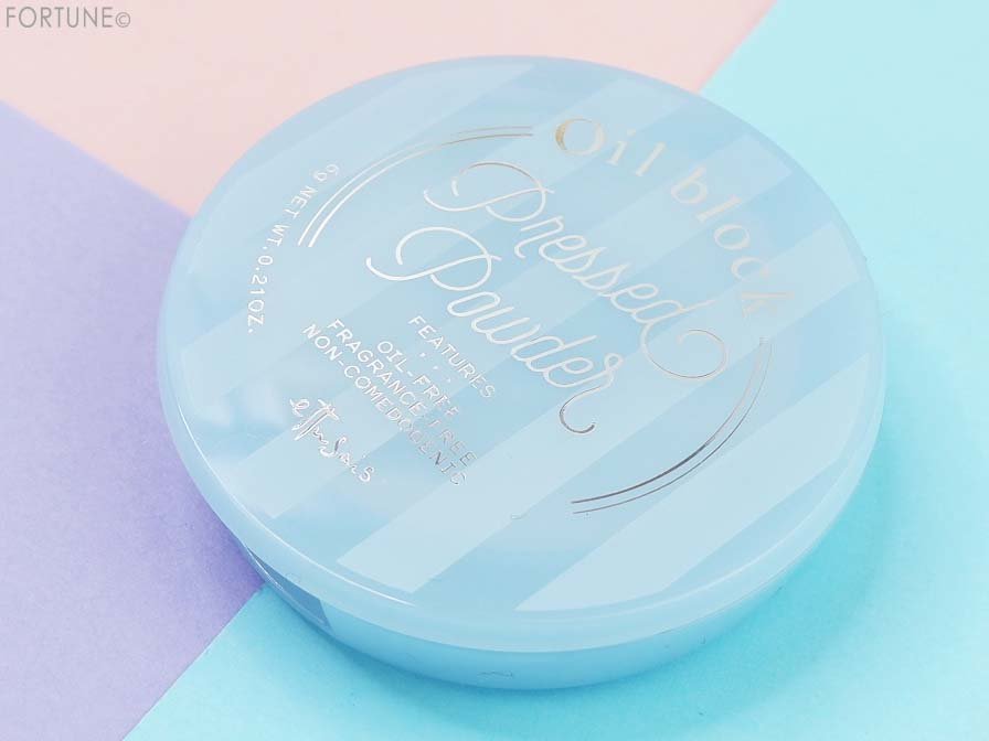 エテュセ「オイルブロック プレストパウダー」　限定色ベビーブルー