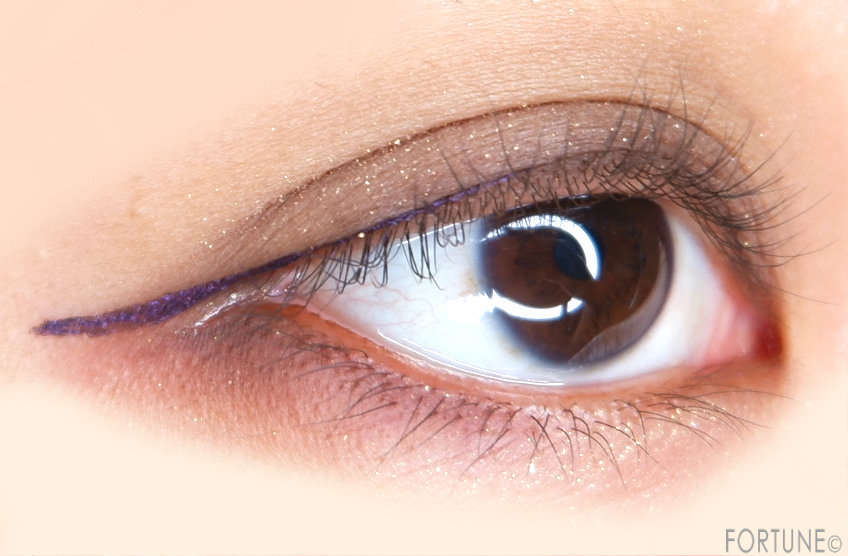 画像：YSL（イヴ・サンローラン）　FALL LOOK 2019　SEXY TOMBOY（セクシー トムボーイ）　リキッドクチュール アイライナー　使用感