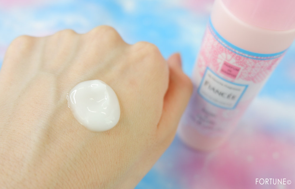 画像：2019新作「フィアンセ パウダーイン アクアジェリー ピュアシャンプーの香り N」