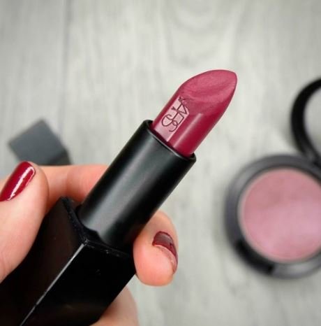 ナーズリップスティック