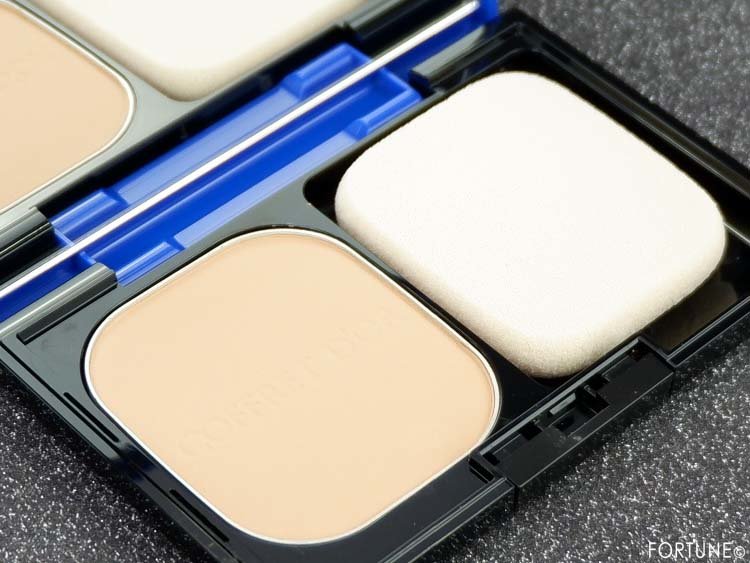 コフレドール『Twinkle Night Collection』　「ヌーディカバー モイスチャーパクトUV リミテッドセットc」