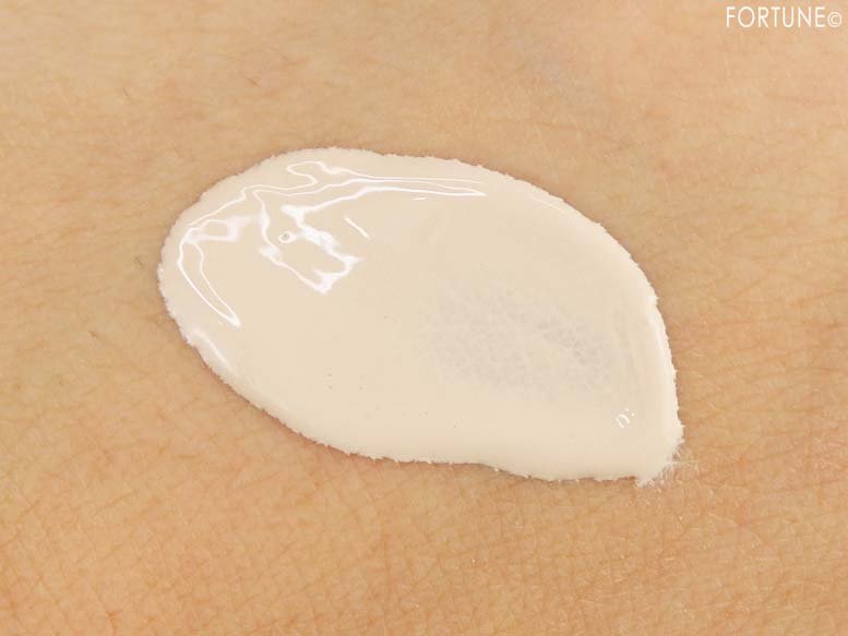 コフレドール『Twinkle Night Collection』　「モイスチャーグロウベースUV リミテッドセットb」