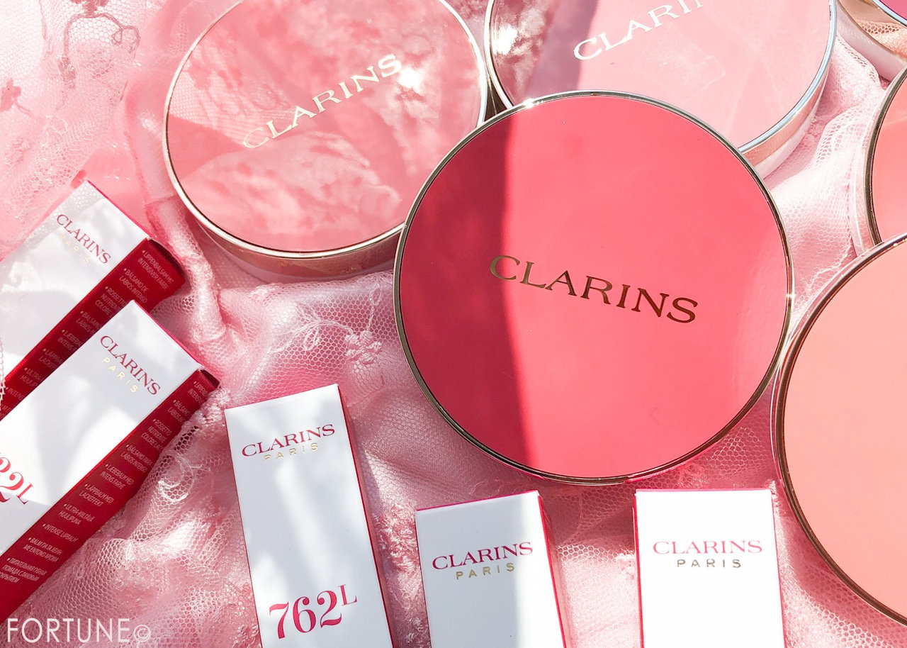 画像：クラランス8/2発売「ジョリ ルージュ ラッカー」「ジョリ ブラッシュ」