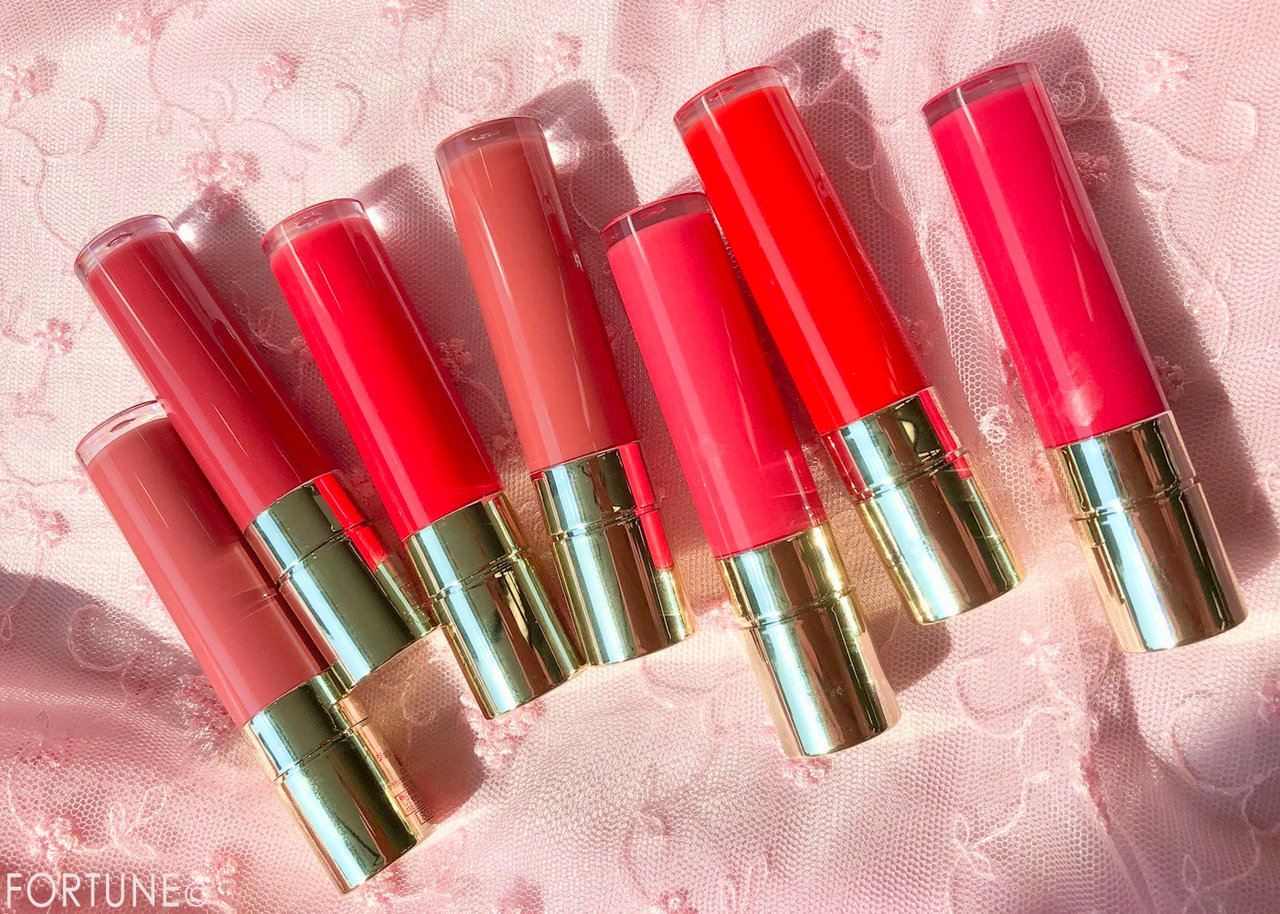 画像：クラランス8/2発売「ジョリ ルージュ ラッカー」