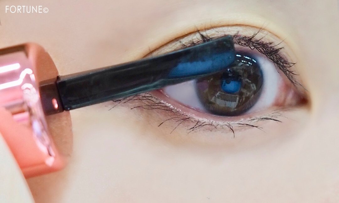 コスメカレンダー：メイベリン「ハイパーカール パワーフィックス」