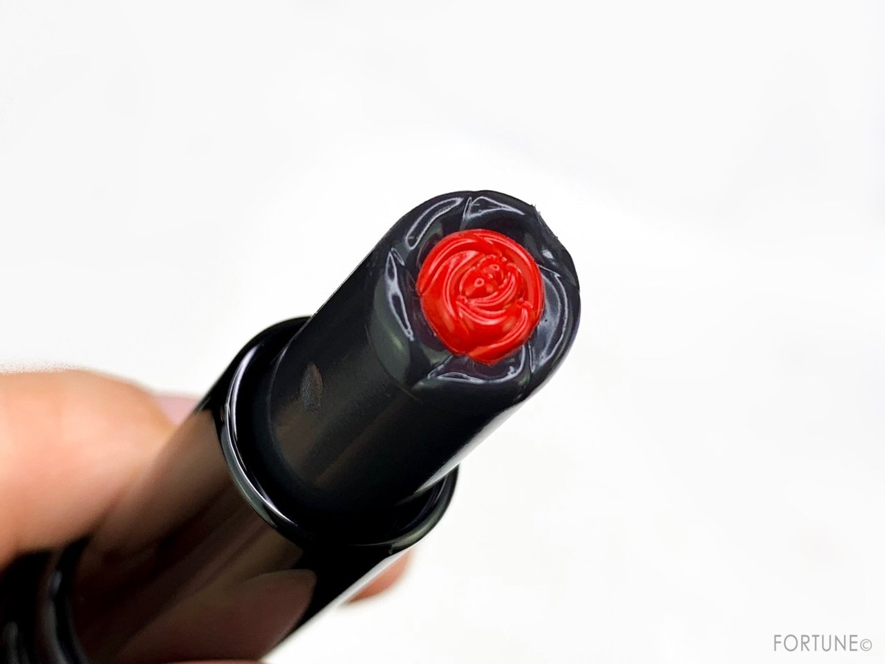 《アナ スイ(ANNA SUI)》2019秋新作『SUI BLACK』「スイ ブラック ルージュ」