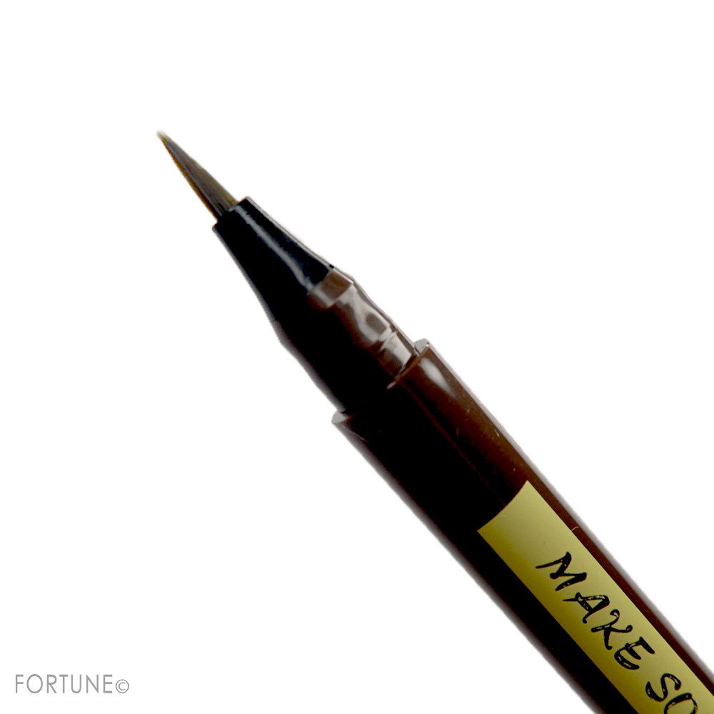 女子すっぴん研究所／メークソリューション／セルフタンニング アイブロウ