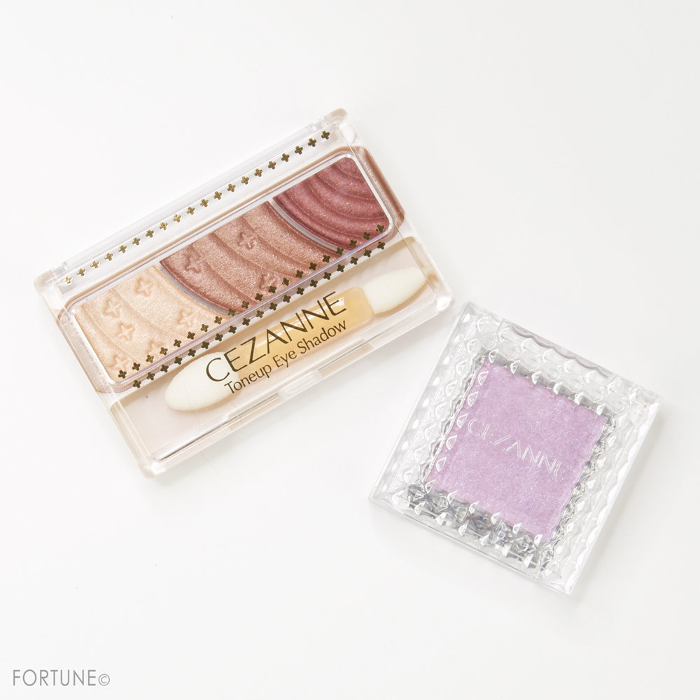 セザンヌ／シングルカラーアイシャドウ　05（ピュアラベンダー）／トーンアップアイシャドウ　07（レッドブラウン）