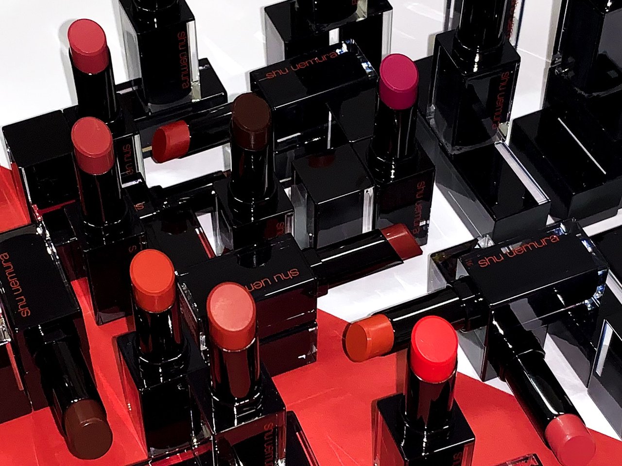 画像：2019秋新作コスメ shu uemura（シュウ ウエムラ）ルージュ アンリミテッド アンプリファイド マット