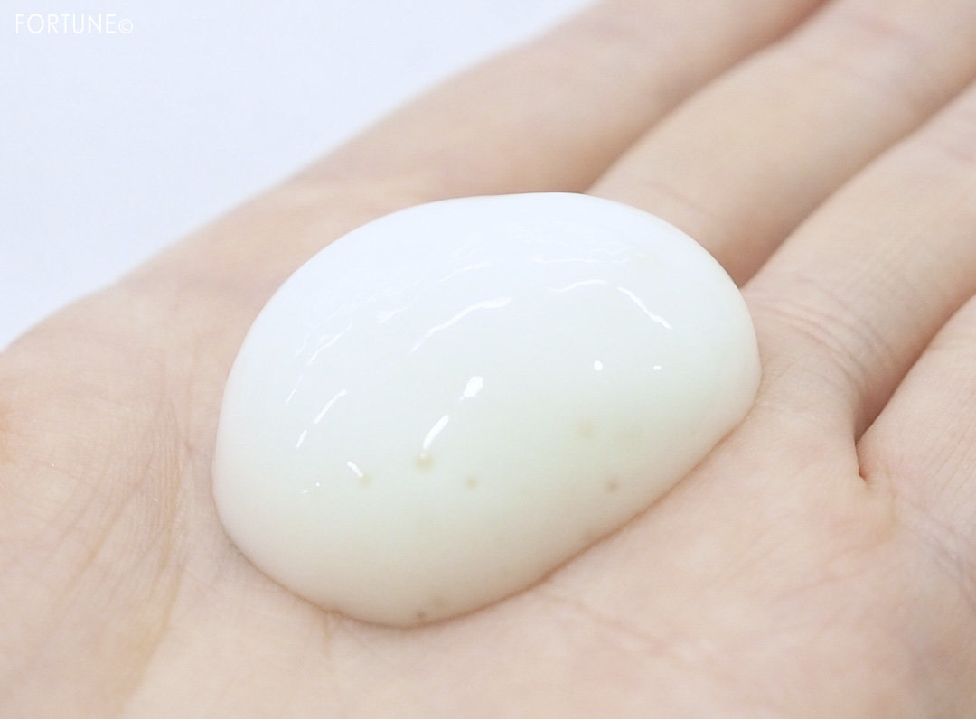 画像：SENSAI「センサイ AS マイクロ ムース トリートメント s」