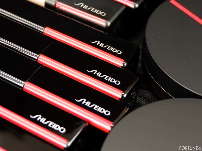 画像：SHISEIDO 新ベースメイク