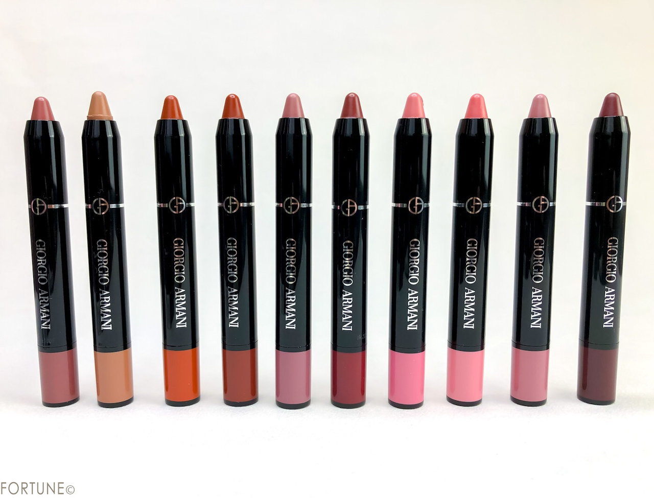 画像：アルマーニ 2019秋新作「カラー スケッチャー」全10色