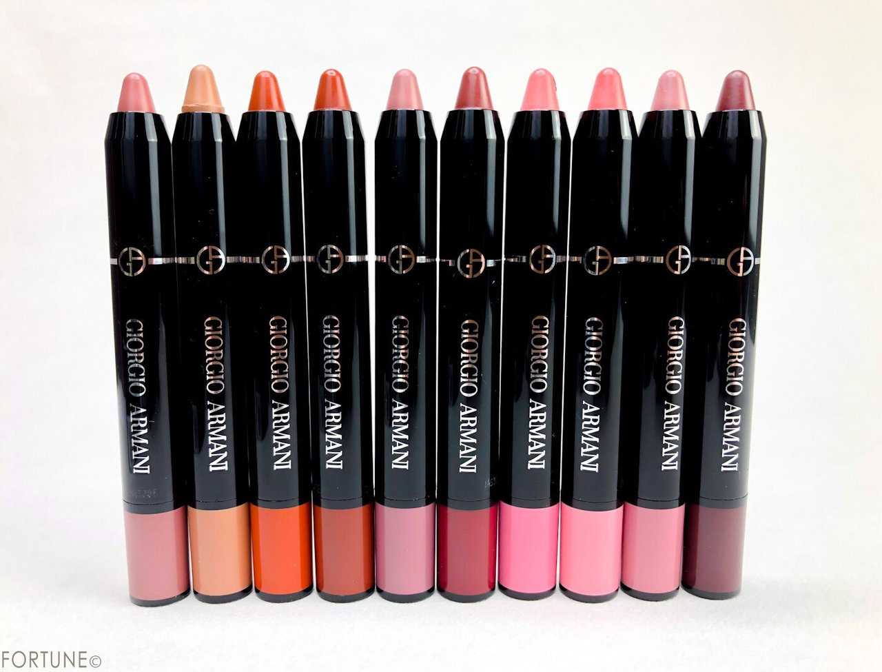 画像：アルマーニ 2019秋新作「カラー スケッチャー」全10色