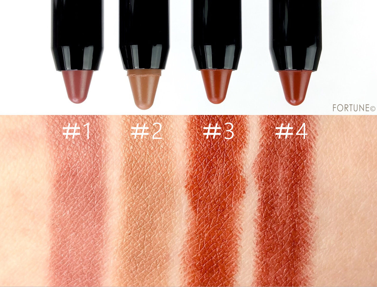 画像：アルマーニ 2019秋新作「カラー スケッチャー」スウォッチ