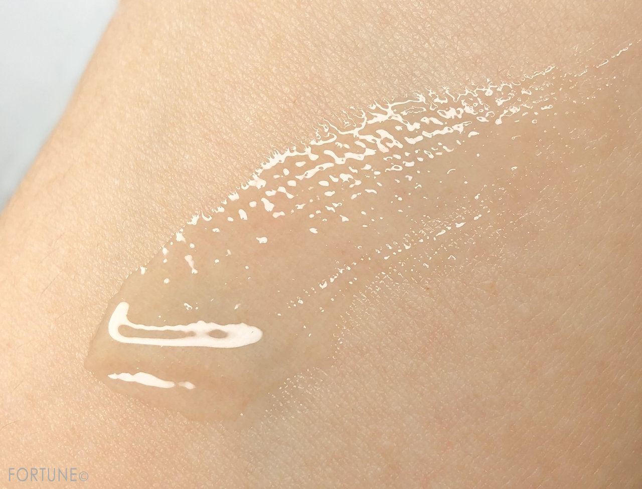 画像：エスティ ローダー 2019新作「ピュア カラー エンヴィ オイル インフューズド リップ シャイン」