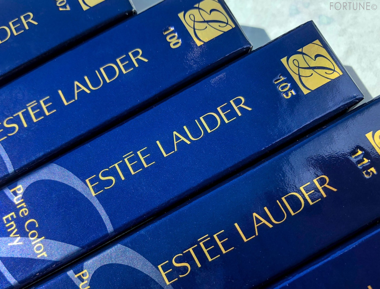 画像：エスティ ローダー 2019新作「ピュア カラー エンヴィ キッサブル リップ シャイン」「ピュア カラー エンヴィ オイル インフューズド リップ シャイン」