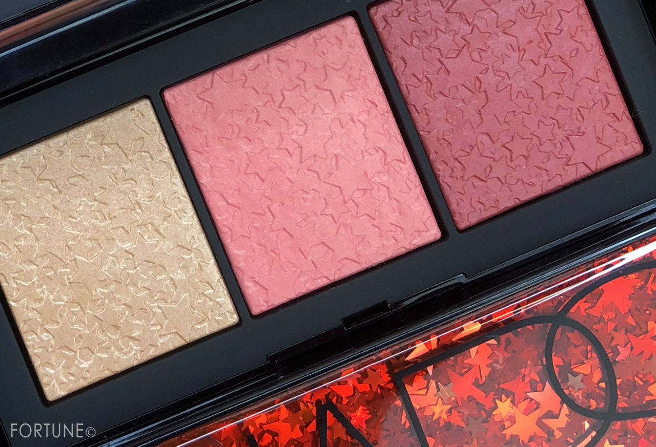 画像：NARS 2019クリスマスコフレ「スターシーン チークパレット」