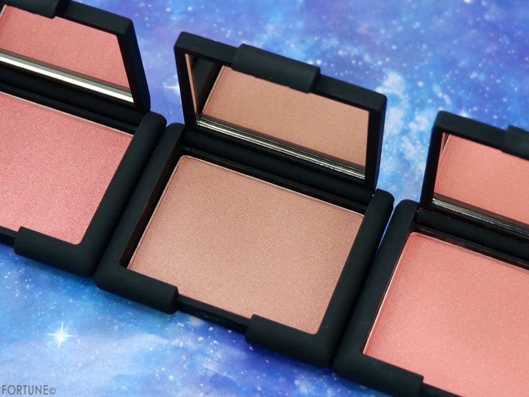 画像：NARS（ナーズ）「NARS ソフトコア ブラッシュ＆バームデュオ」「ブラッシュ」