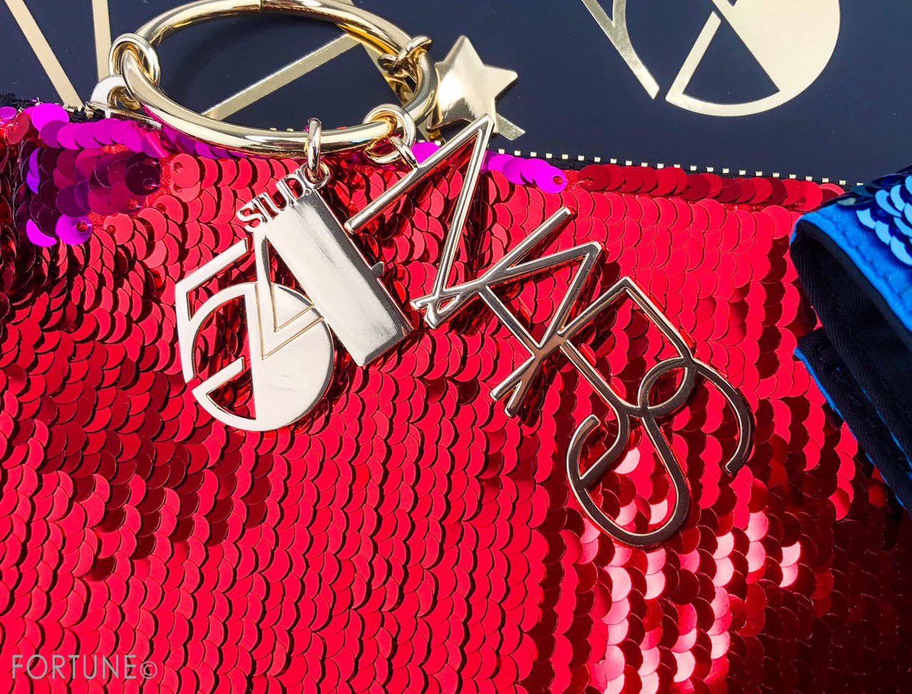 画像：NARS 2019クリスマスコフレ「オールアクセス パワーマットリップピグメントセット」「スタジオ54 ブラシセット」「アウトシャイン リップグロスセット」