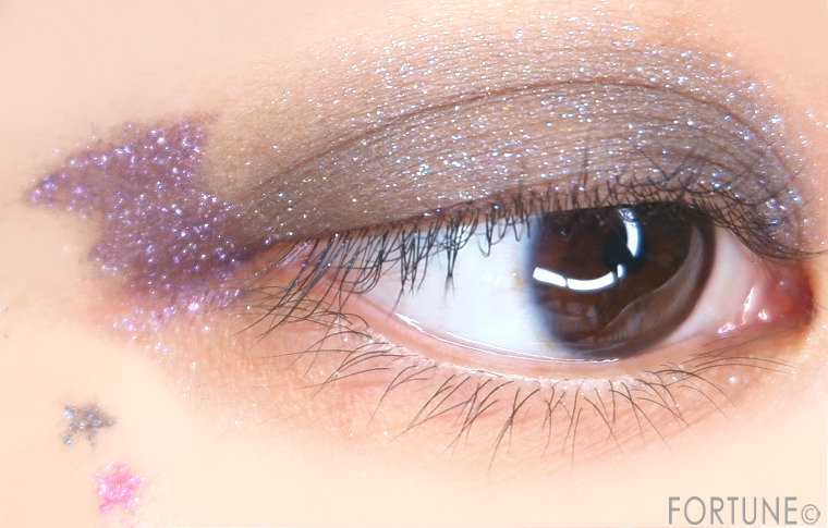 画像：コフレドール　アーティクリエーター アイ&フェイス　E01 ミステリアス　2019冬新作　SWITCH！COLORS