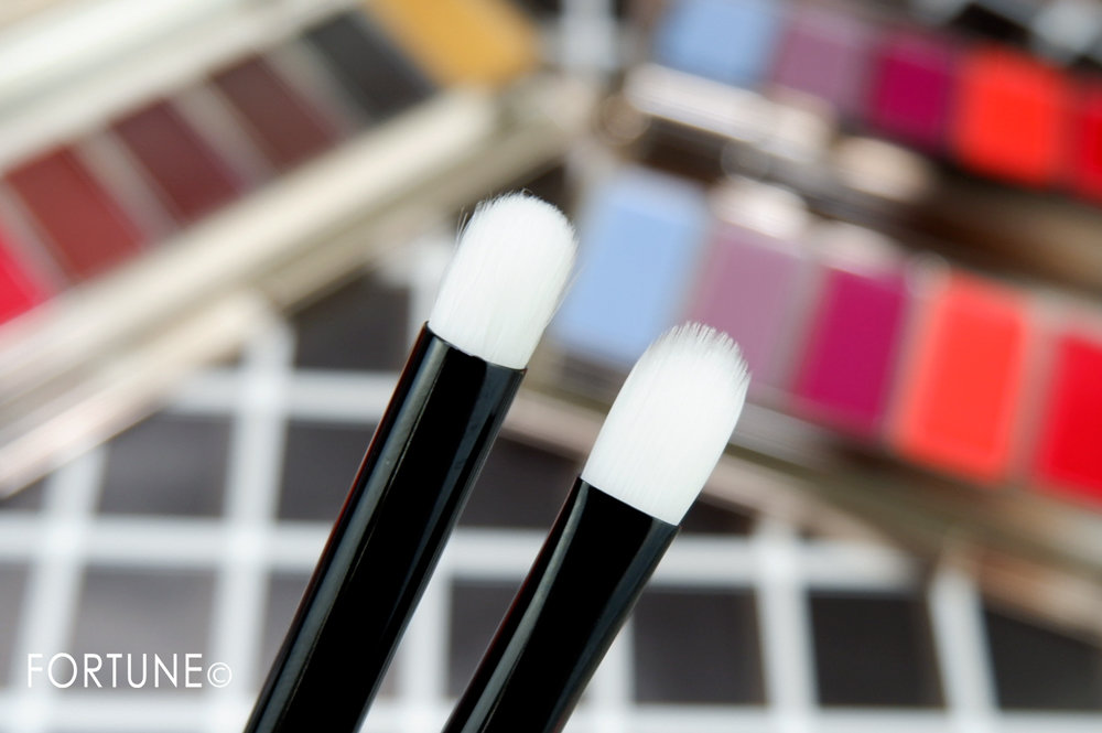 画像：ルナソル「レイヤリングリップバー」