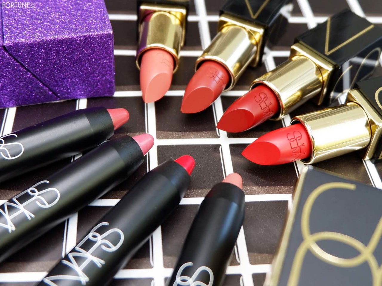 画像：NARS（ナーズ）ホリデーコレクション　クリスマスコフレ