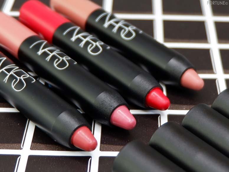 画像：NARS（ナーズ）「NARS ベルベットロープ ベルベットマットリップペンシルセット」