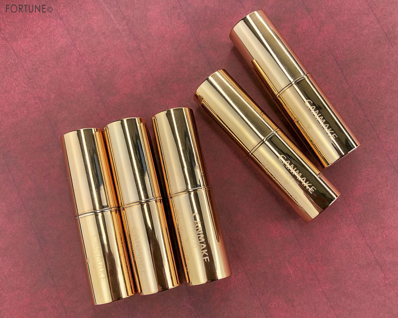 画像：キャンメイク(CANMAKE)「メルティールミナスルージュ」No.04 キャラメルテラコッタ／No.05 ストロベリーモカ